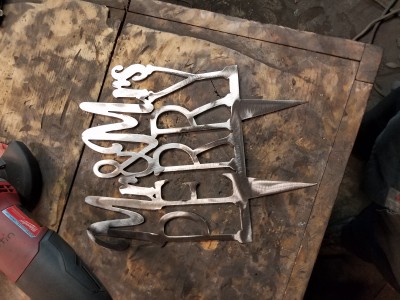 20190611_181358.jpg (3.57 MiB) Viewed 27363 times Cake topper